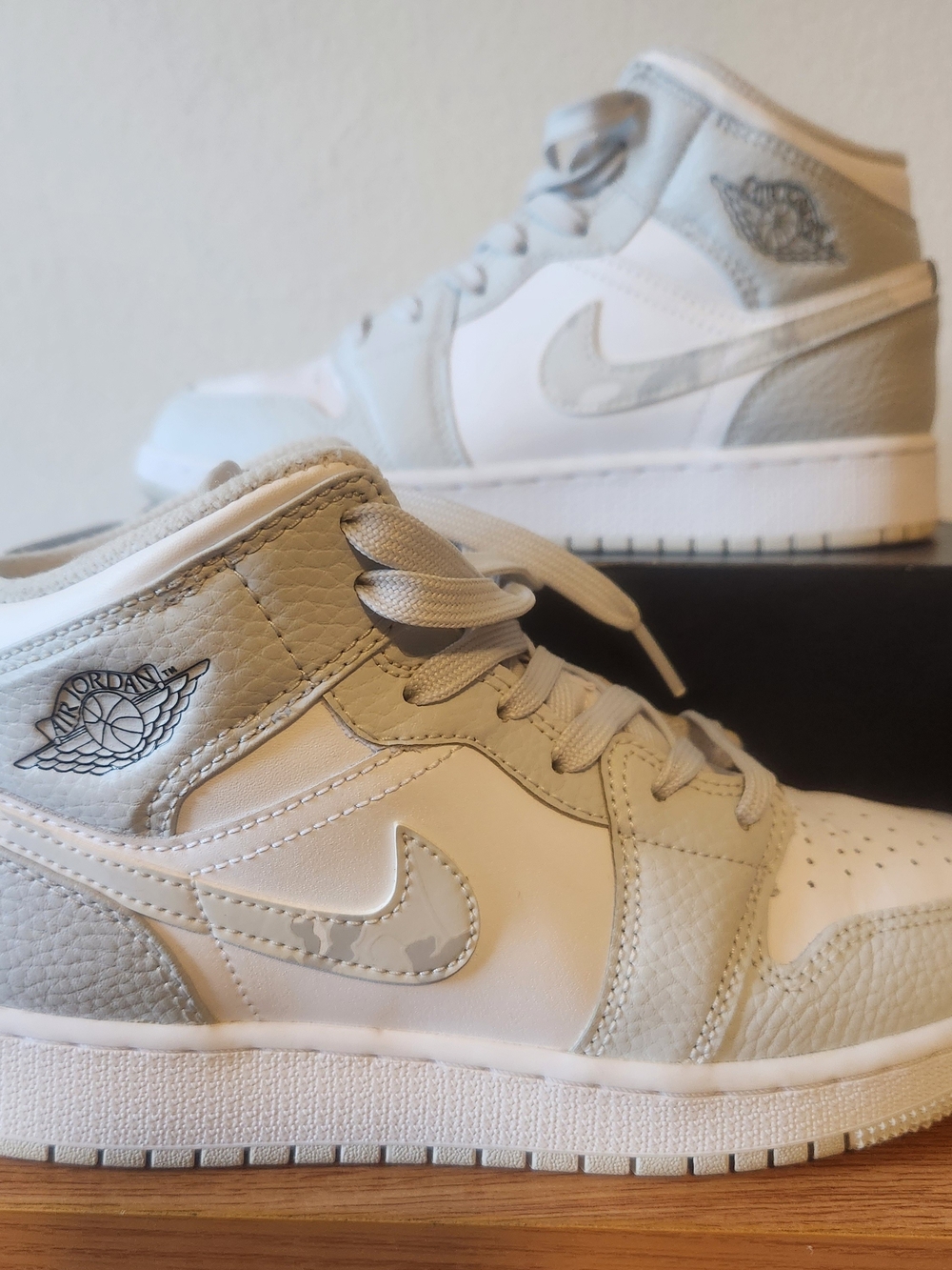 Nike Air Jordan 1 Mig Grey Camo sz 5y